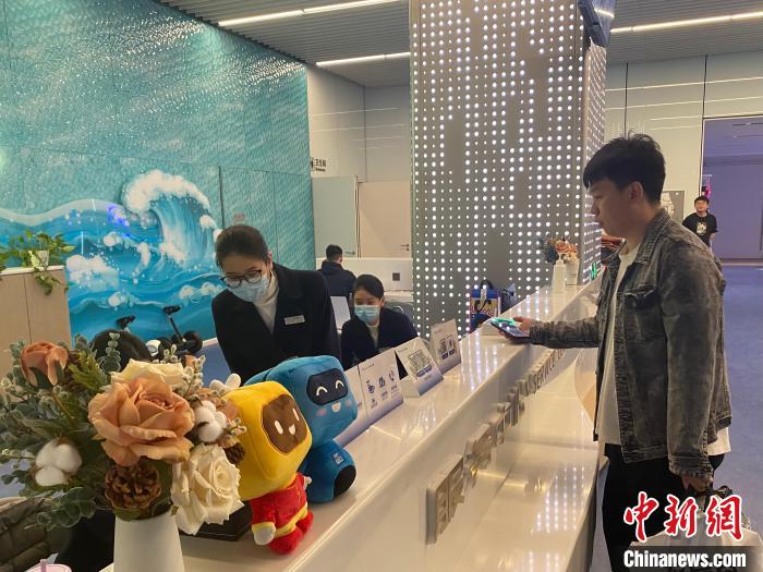 杭州奥体中心游泳馆试营业开启，亚运标准水质