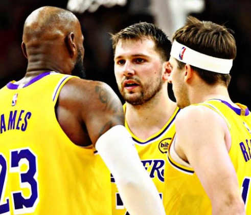 湖人击败骑士展现统治力 东詹里组合净效率登顶