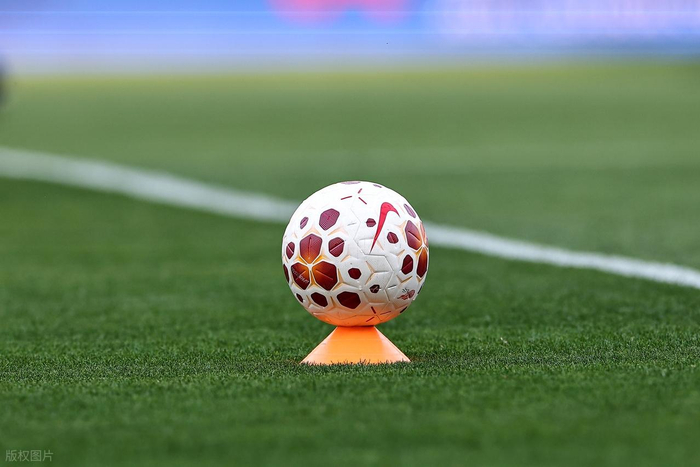 河南队主场迎战申花 拉莫斯智慧成关键