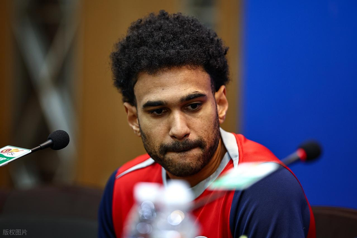 河南队主场迎战申花 拉莫斯智慧成关键